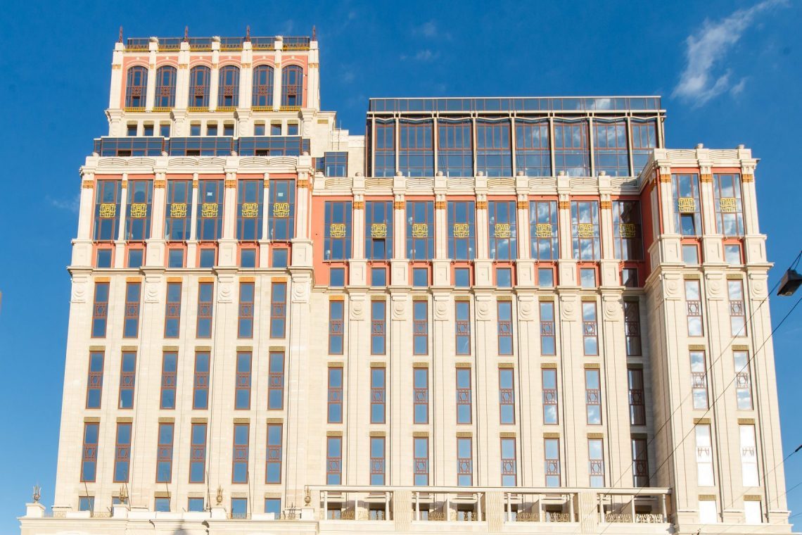 плаза москва