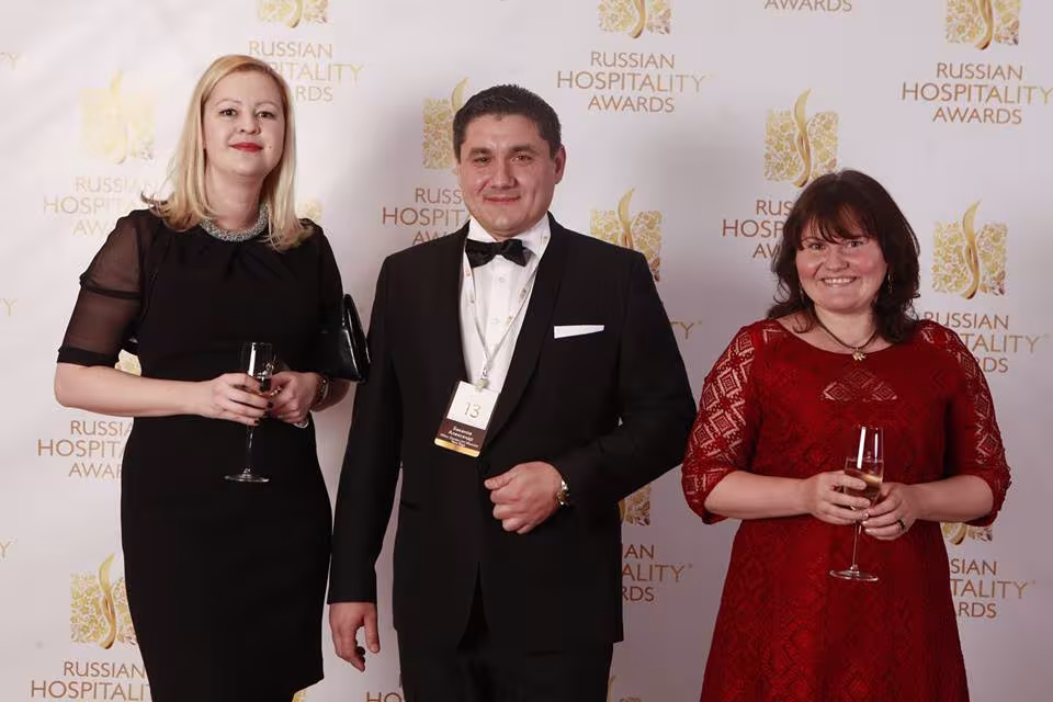 Слева-направо: Мария Василенко (Hilton Worldwide), Александр Баканов (Hilton Garden Inn Moscow New Riga), Анна Завьялова (Amtel Properties)
